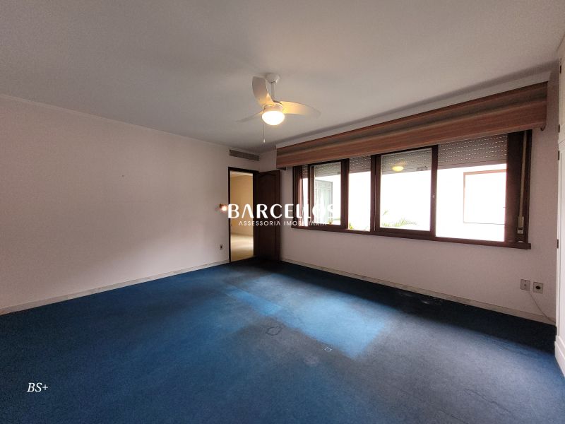 Casa com 4 quartos, 4 banheiros e 500m² à venda no bairro Boa Vista, Porto Alegre