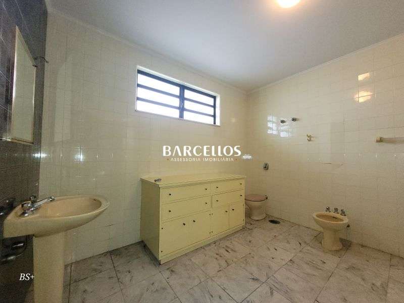 Casa com 4 quartos, 4 banheiros e 500m² à venda no bairro Boa Vista, Porto Alegre