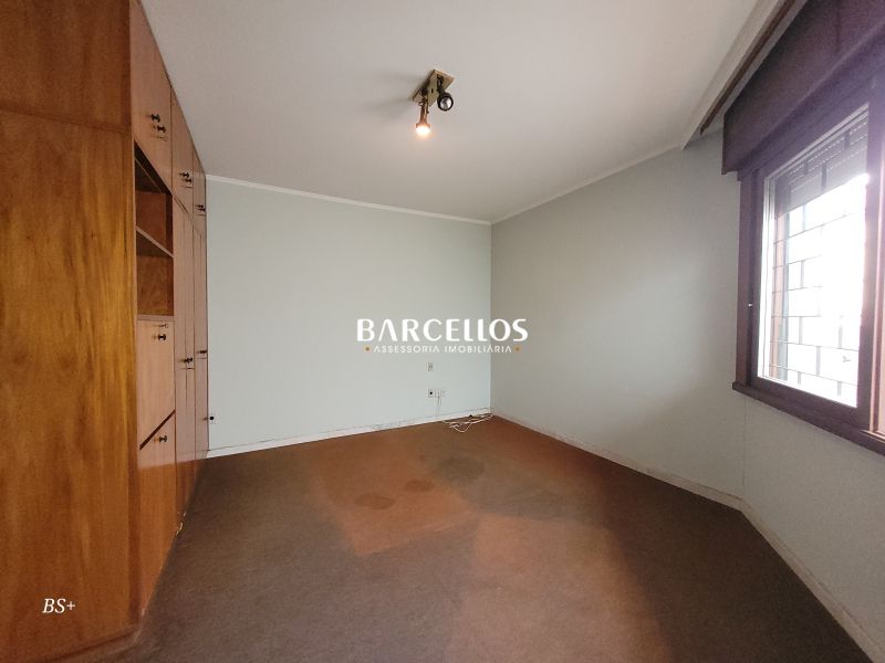 Casa com 4 quartos, 4 banheiros e 500m² à venda no bairro Boa Vista, Porto Alegre
