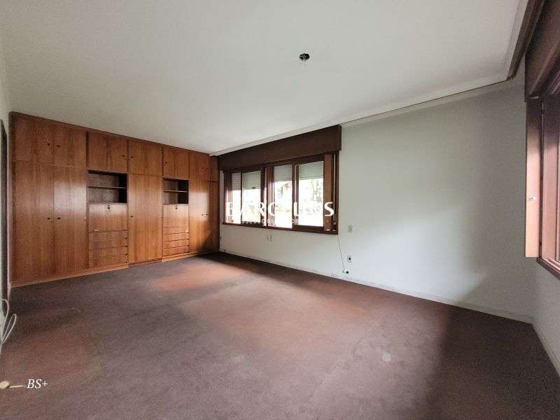 Casa com 4 quartos, 4 banheiros e 500m² à venda no bairro Boa Vista, Porto Alegre