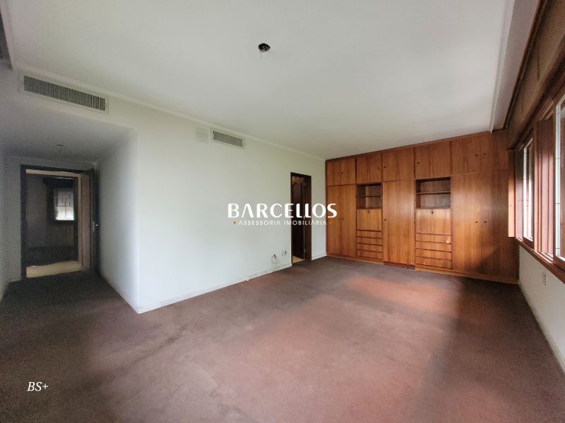 Casa com 4 quartos, 4 banheiros e 500m² à venda no bairro Boa Vista, Porto Alegre