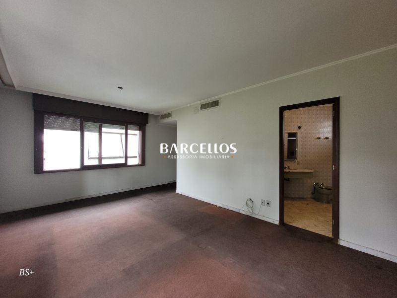 Casa com 4 quartos, 4 banheiros e 500m² à venda no bairro Boa Vista, Porto Alegre