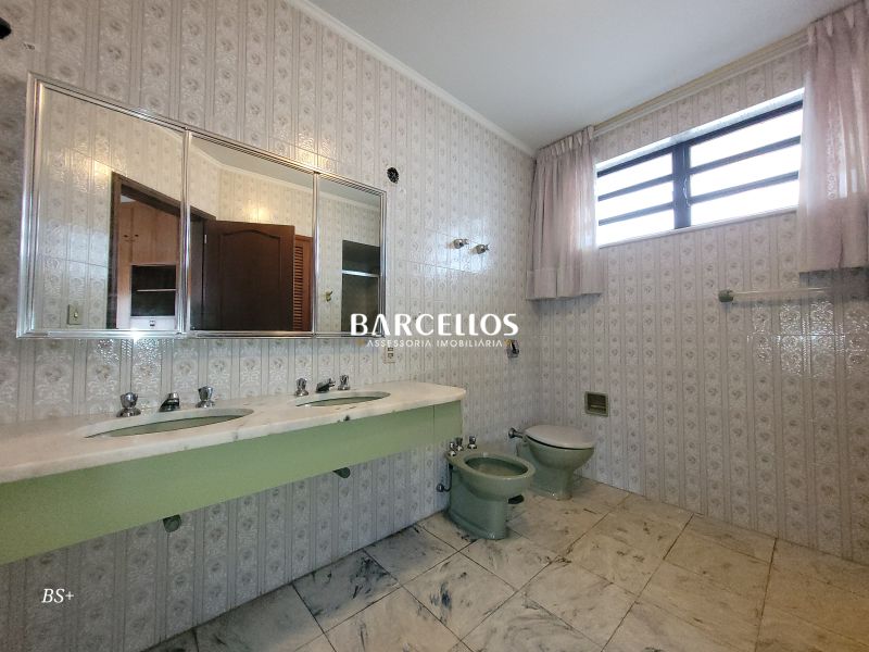 Casa com 4 quartos, 4 banheiros e 500m² à venda no bairro Boa Vista, Porto Alegre