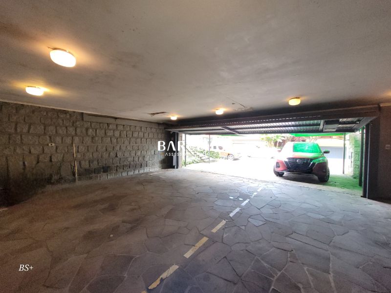 Casa com 4 quartos, 4 banheiros e 500m² à venda no bairro Boa Vista, Porto Alegre