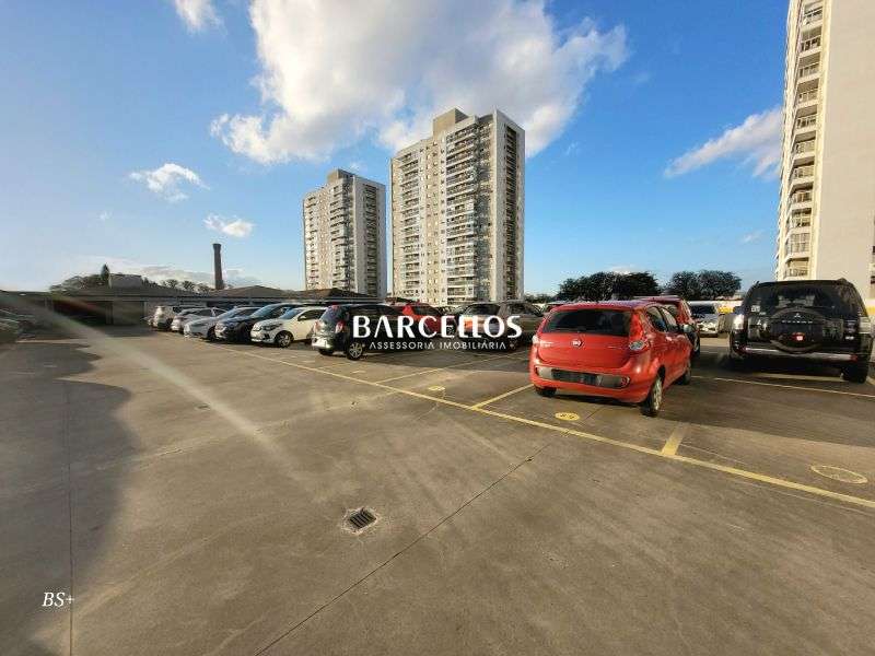 Sala com 3 banheiros e 129m² à venda no bairro Floresta, Porto Alegre