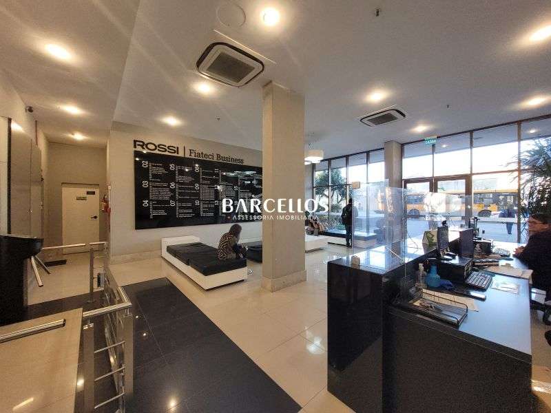 Sala com 3 banheiros e 129m² à venda no bairro Floresta, Porto Alegre