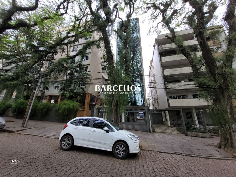 Sala com 2 banheiros e 65m² à venda no bairro Floresta, Porto Alegre