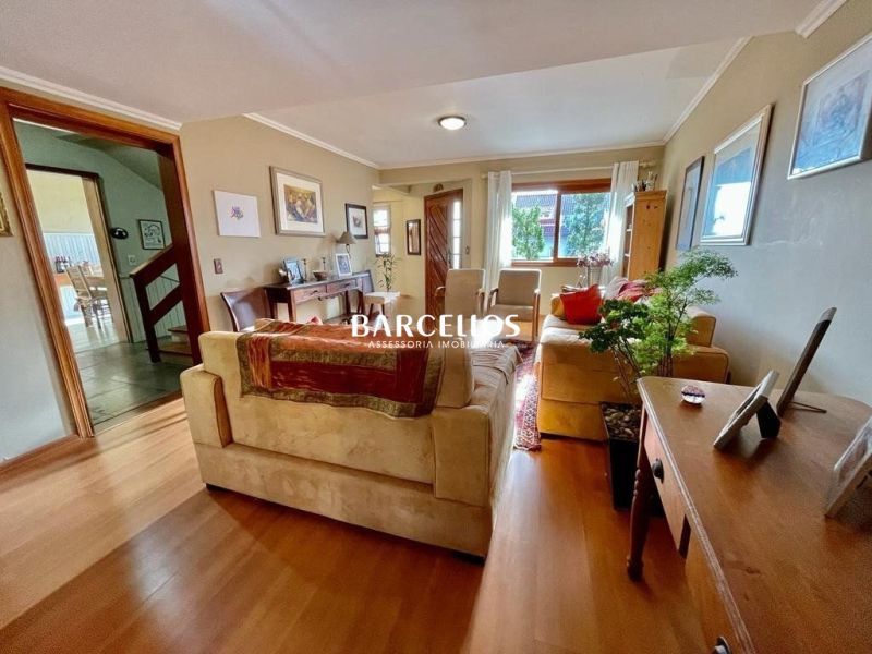 Apto com 3 quartos, 2 banheiros e 195m² à venda no bairro Teresopolis, Porto Alegre