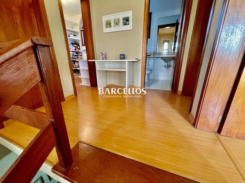 Apto com 3 quartos, 2 banheiros e 195m² à venda no bairro Teresopolis, Porto Alegre