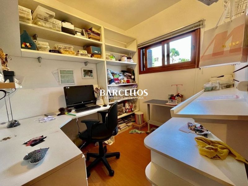 Apto com 3 quartos, 2 banheiros e 195m² à venda no bairro Teresopolis, Porto Alegre