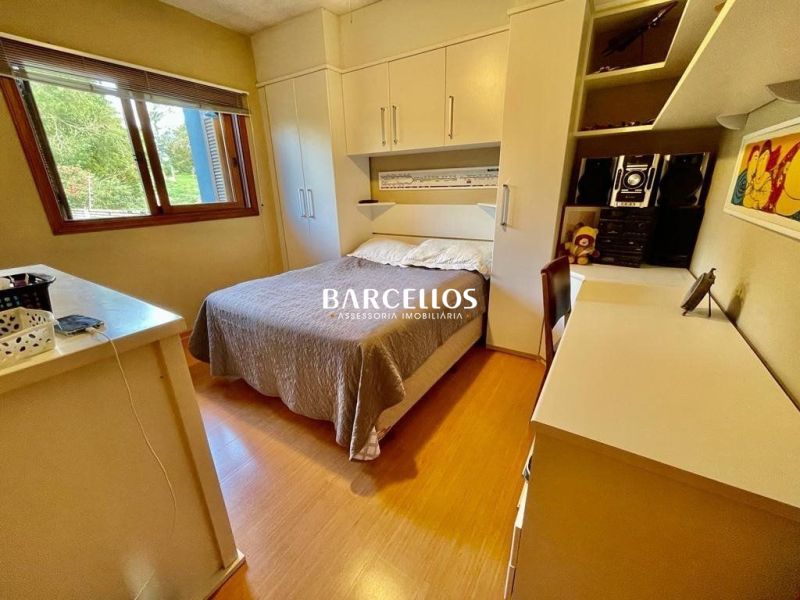 Apto com 3 quartos, 2 banheiros e 195m² à venda no bairro Teresopolis, Porto Alegre