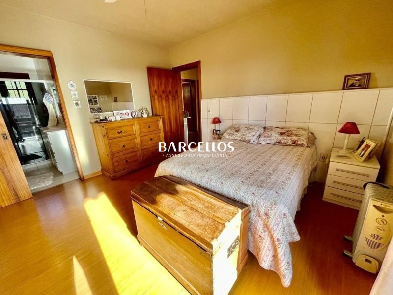 Apto com 3 quartos, 2 banheiros e 195m² à venda no bairro Teresopolis, Porto Alegre