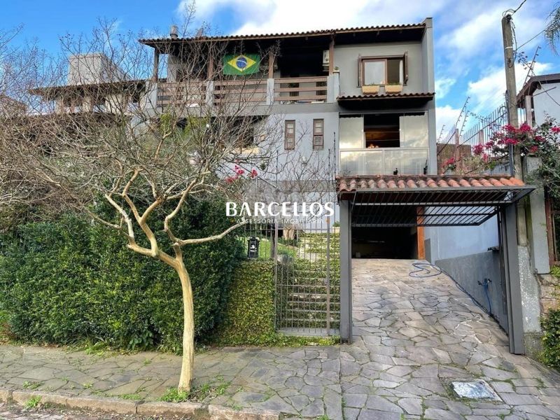 Apto com 3 quartos, 2 banheiros e 195m² à venda no bairro Teresopolis, Porto Alegre