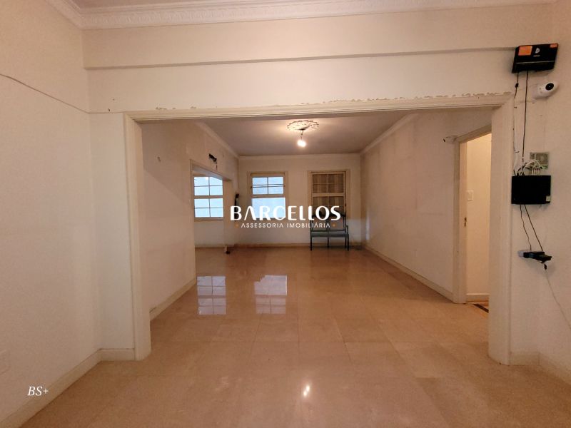 Apto com 3 quartos, 2 banheiros e 137m² à venda no bairro Centro, Porto Alegre