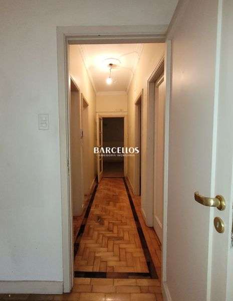 Apto com 3 quartos, 2 banheiros e 137m² à venda no bairro Centro, Porto Alegre