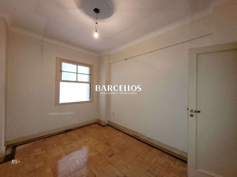 Apto com 3 quartos, 2 banheiros e 137m² à venda no bairro Centro, Porto Alegre