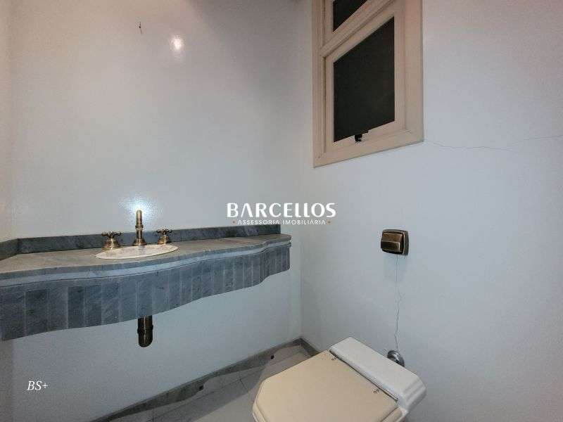 Apto com 3 quartos, 2 banheiros e 137m² à venda no bairro Centro, Porto Alegre