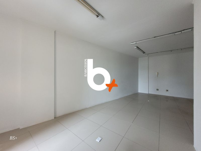Conjunto com 1 banheiro e 55m² à venda no bairro Centro, Porto Alegre