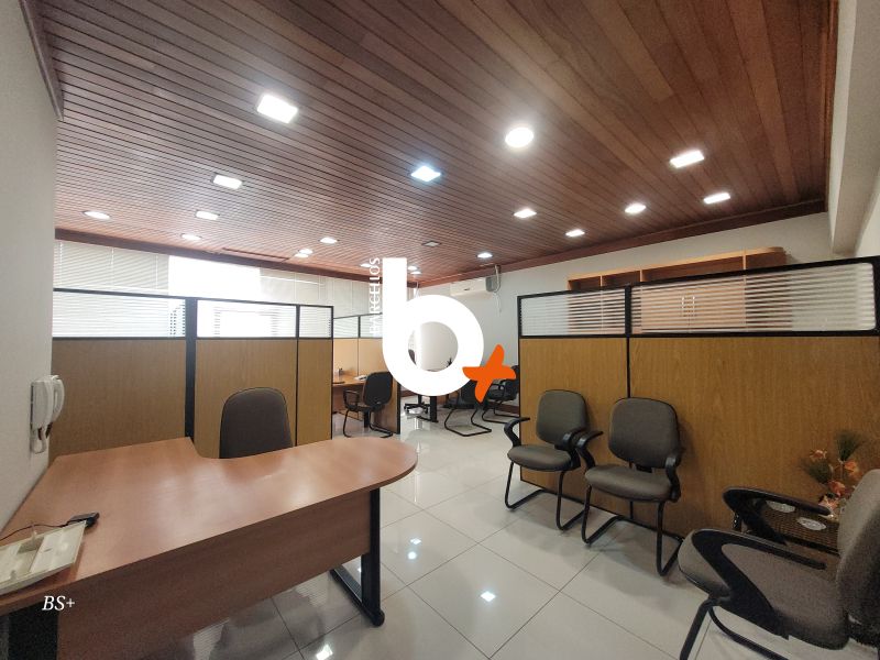 Conjunto com 1 banheiro e 55m² à venda no bairro Centro, Porto Alegre