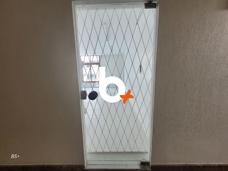 Conjunto com 1 banheiro e 52m² à venda no bairro Centro, Porto Alegre