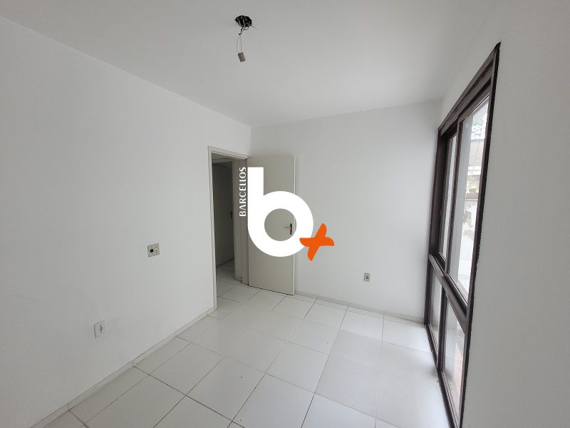 Apto com 10 quartos, 8 banheiros e 527m² à venda no bairro Auxiliadora, Porto Alegre