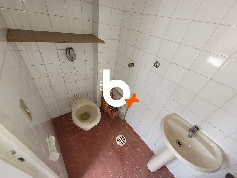 Apto com 10 quartos, 8 banheiros e 527m² à venda no bairro Auxiliadora, Porto Alegre