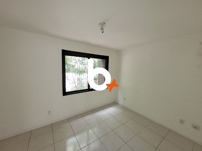 Apto com 10 quartos, 8 banheiros e 527m² à venda no bairro Auxiliadora, Porto Alegre