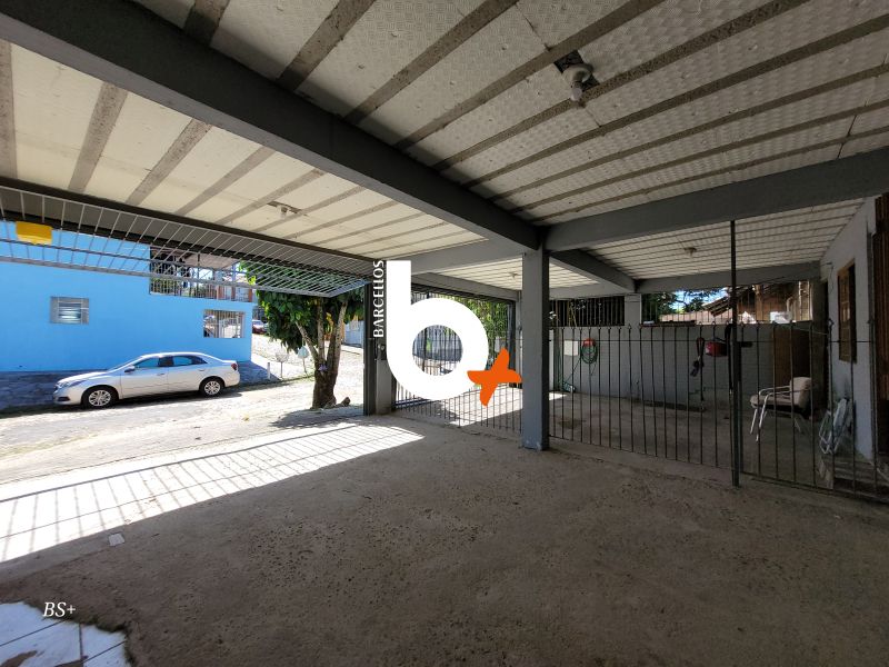Casa com 5 quartos, 4 banheiros e 255m² à venda no bairro Protasio Alves, Porto Alegre
