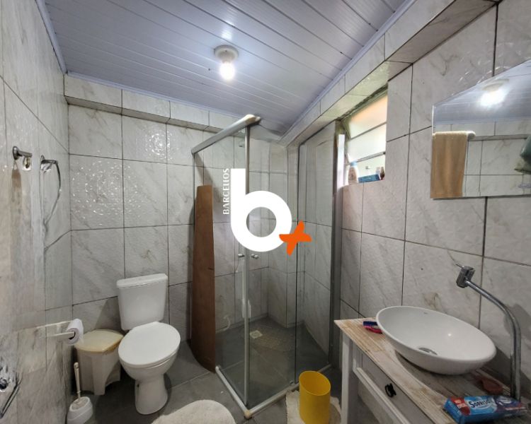 Casa com 5 quartos, 4 banheiros e 255m² à venda no bairro Protasio Alves, Porto Alegre