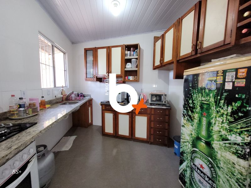 Casa com 5 quartos, 4 banheiros e 255m² à venda no bairro Protasio Alves, Porto Alegre