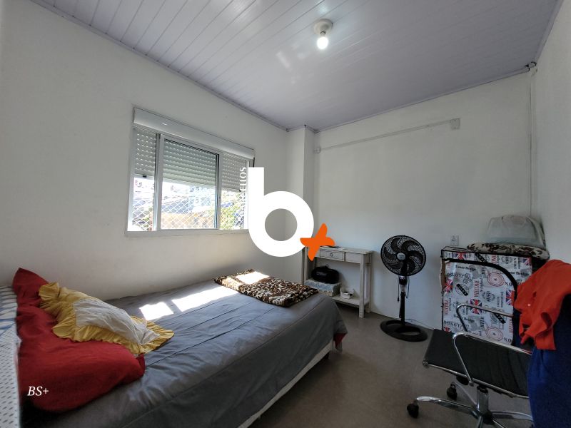 Casa com 5 quartos, 4 banheiros e 255m² à venda no bairro Protasio Alves, Porto Alegre