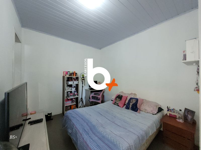Casa com 5 quartos, 4 banheiros e 255m² à venda no bairro Protasio Alves, Porto Alegre