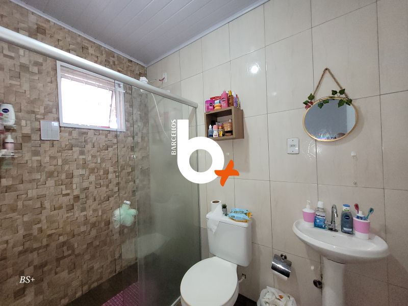 Casa com 5 quartos, 4 banheiros e 255m² à venda no bairro Protasio Alves, Porto Alegre