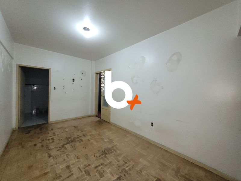 Apto com 2 quartos, 2 banheiros e 67m² à venda no bairro Centro, Porto Alegre
