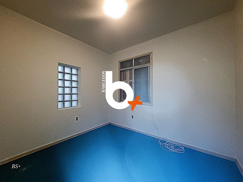 Apto com 2 quartos, 2 banheiros e 67m² à venda no bairro Centro, Porto Alegre