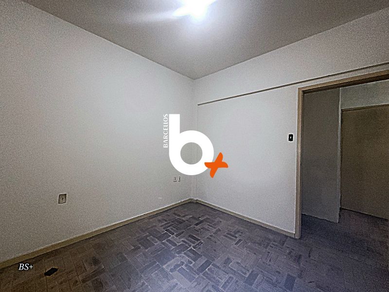 Apto com 2 quartos, 2 banheiros e 67m² à venda no bairro Centro, Porto Alegre