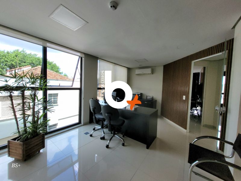 Sala com 2 banheiros e 75m² à venda no bairro Sao Joao, Porto Alegre