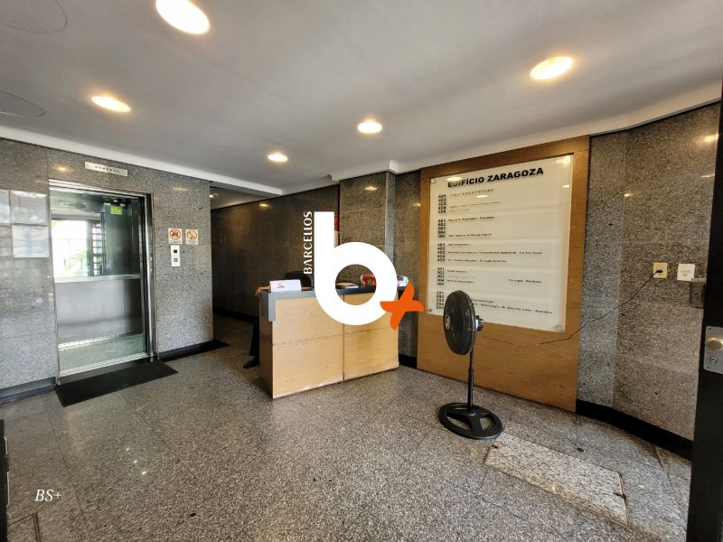 Sala com 2 banheiros e 75m² à venda no bairro Sao Joao, Porto Alegre