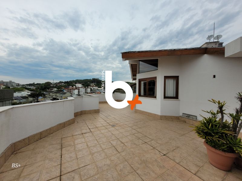 Cobertura com 3 quartos, 3 banheiros e 233m² à venda no bairro Tristeza, Porto Alegre