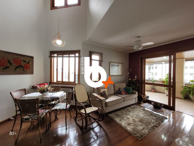 Cobertura com 3 quartos, 3 banheiros e 233m² à venda no bairro Tristeza, Porto Alegre