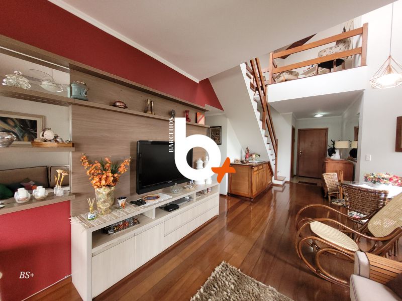Cobertura com 3 quartos, 3 banheiros e 233m² à venda no bairro Tristeza, Porto Alegre