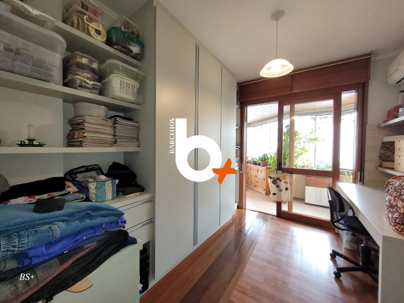 Cobertura com 3 quartos, 3 banheiros e 233m² à venda no bairro Tristeza, Porto Alegre