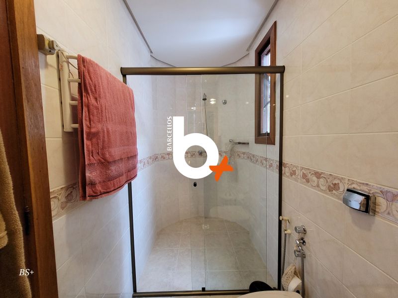 Cobertura com 3 quartos, 3 banheiros e 233m² à venda no bairro Tristeza, Porto Alegre