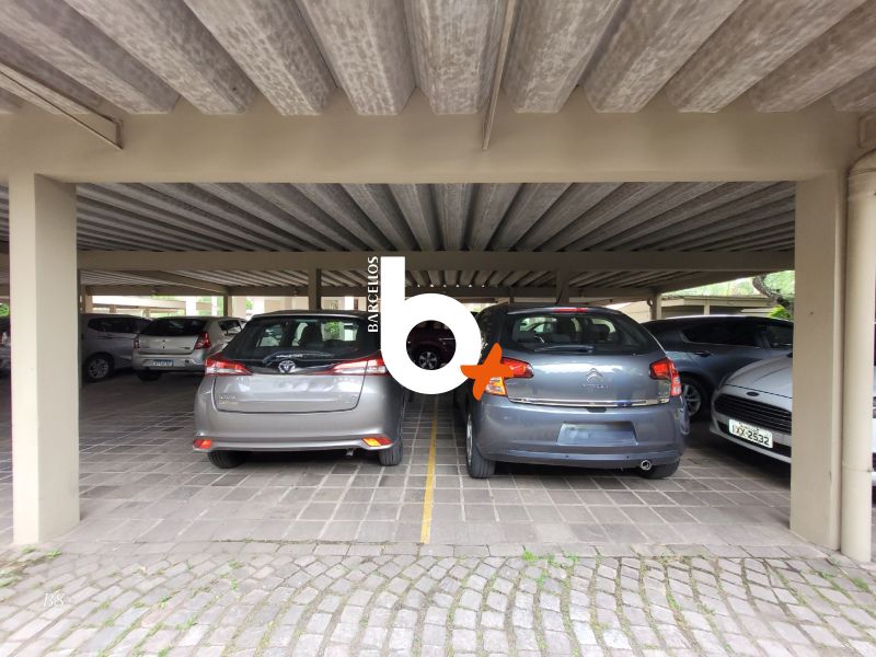 Cobertura com 3 quartos, 3 banheiros e 233m² à venda no bairro Tristeza, Porto Alegre