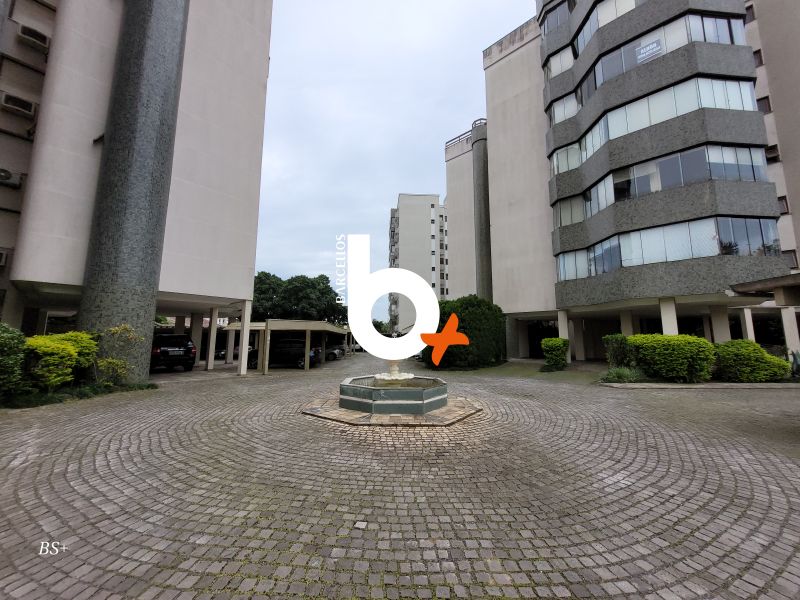 Cobertura com 3 quartos, 3 banheiros e 233m² à venda no bairro Tristeza, Porto Alegre