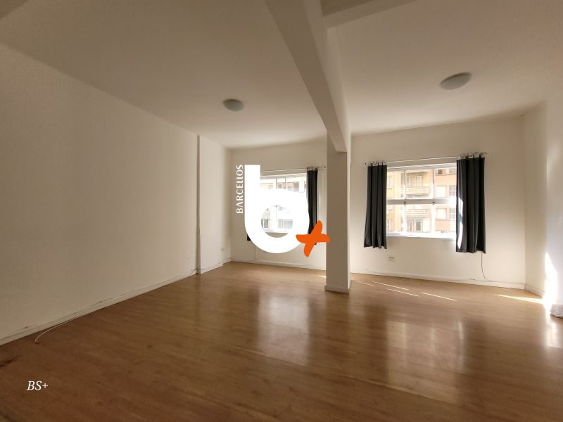 Apto com 2 quartos, 1 banheiro e 72m² à venda no bairro Centro, Porto Alegre
