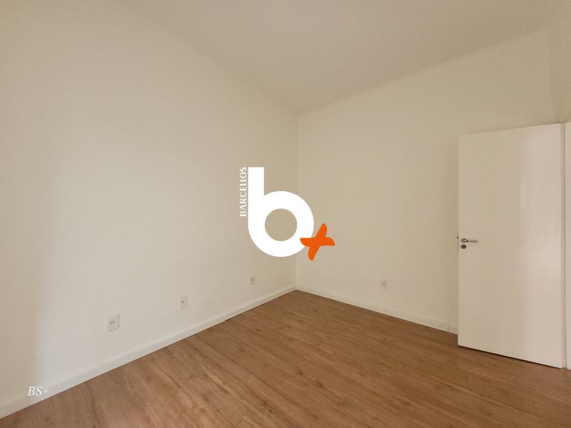 Apto com 2 quartos, 1 banheiro e 72m² à venda no bairro Centro, Porto Alegre