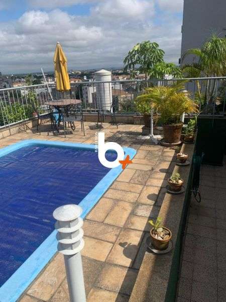 Cobertura com 3 quartos, 4 banheiros e 297m² à venda no bairro Higienopolis, Porto Alegre