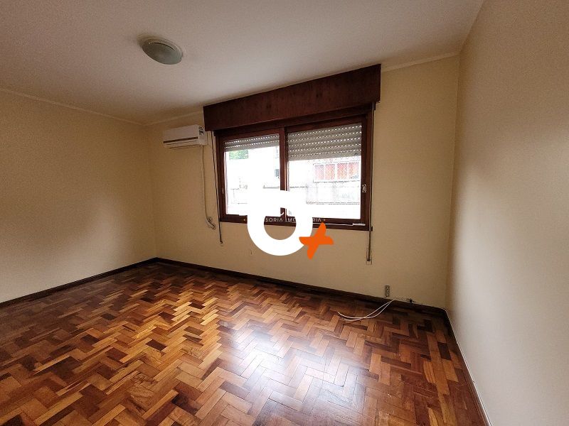 Apto com 2 quartos, 1 banheiro e 70m² à venda no bairro Jardim Sao Pedro, Porto Alegre