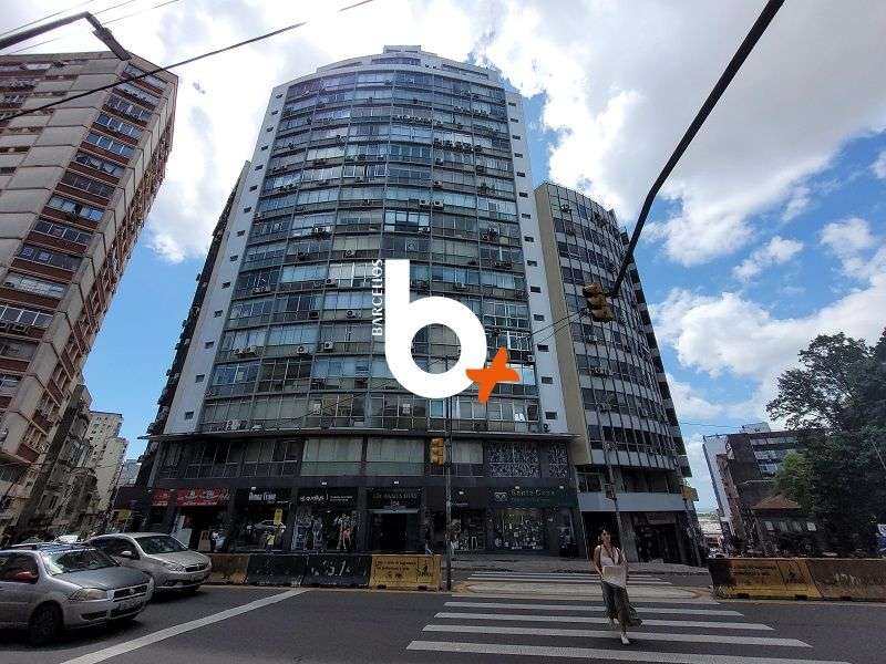 Sala com 1 banheiro e 45m² à venda no bairro Centro, Porto Alegre